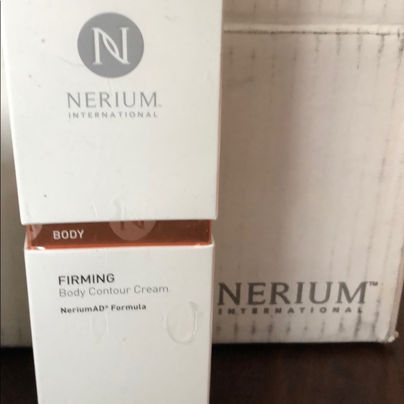Nerium - Picture 2 of 3